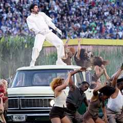 Bad Bunny Delivers ‘Together We Are America’ Message During Halftime Show Starring Lady Gaga, Ricky ..