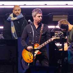 Noel Gallagher Responds to ‘Wet Wipe’ Critics of His BRITs Songwriting Award: ‘We’ll Have It Out on ..