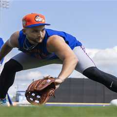 Mets’ Bo Bichette ‘getting used to’ big third base switch — with big hurdle still to clear