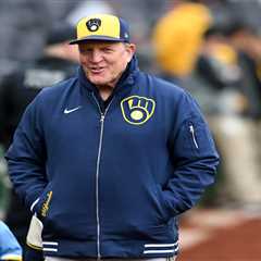 Pat Murphy gets new three-year contact with Brewers after two straight Manager of the Year wins