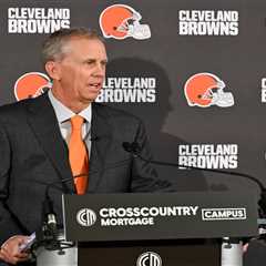 How new Browns coach Todd Monken is approaching QB battle — with Shedeur Sanders holding ‘elite’..