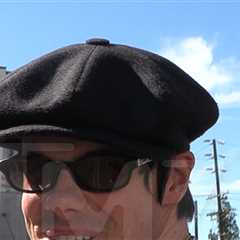 Yungblud Talks About Getting DMs From Ladies, Says He's a Prude