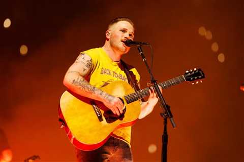 Zach Bryan Replaces Luke Combs as Madden Bowl Headliner: ‘We Can’t Wait to Put on an Unforgettable’ ..
