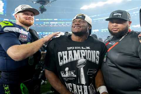 Sam Darnold and Super Bowl MVP Kenneth Walker to celebrate win at Disneyland