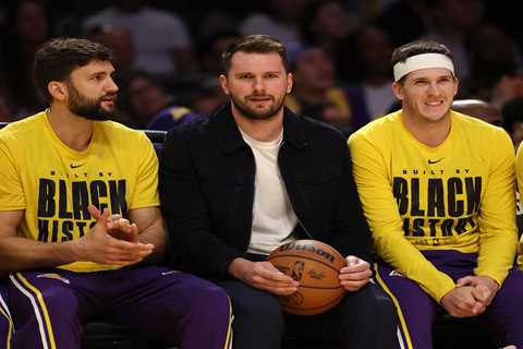 Lakers without some of their biggest stars in back-to-back against Spurs