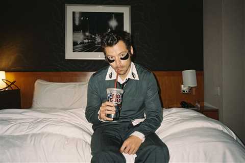 Harry Styles Fans Will Get to Hear His New Album Early as Star Announces Listening Parties in..