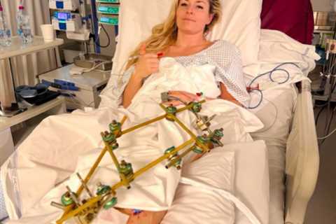 Expert has amputation worries after seeing Lindsey Vonn’s hospital photo following Olympics crash