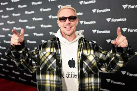 No, Diplo Wasn’t a Grassy Bush at Bad Bunny’s Super Bowl Halftime Show
