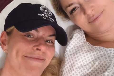 Lindsey Vonn’s sister details rough hospital stay after gruesome Olympics injury