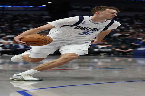 Cooper Flagg’s NBA debut Dallas jersey sells for shocking sum