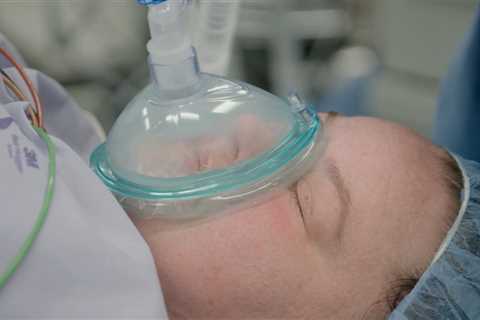 '1000-lb Sisters' Star Amy Undergoes Surgery to Correct Lazy Eye, on Video