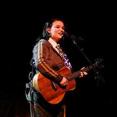 Lola Young Is Back to Her Best at Stunning Comeback Show in London: 7 Best Moments & Full Setlist