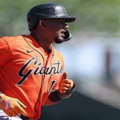 SF Giants lose perfect-game bid late vs. Brewers