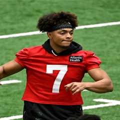 Jets trade Justin Fields to Chiefs to end disastrous tenure