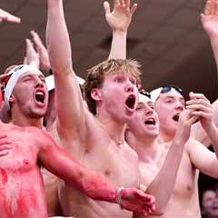 Miami (OH) Swim Team’s Speedo Stunt Rattles SMU During First Four NCAA Tournament Game