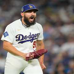 Dodgers’ Alex Vesia wears custom glove with name of daughter stitched on