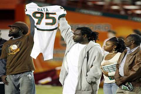 Judge declares mistrial in 20-year-old case of Miami football murder