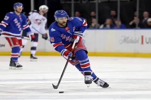 Rangers sit Vincent Trocheck, Sam Carrick as key trade deadline questions loom