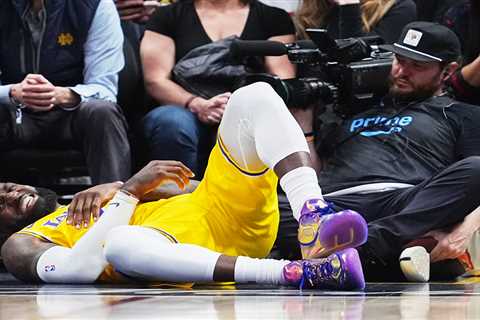 LeBron James’ elbow ‘pretty sore’ after late fall in loss to Nuggets