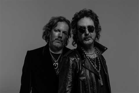 The Black Crowes Share Their Current Approach to Making Music With New ‘A Pound of Feathers’ Album: ..