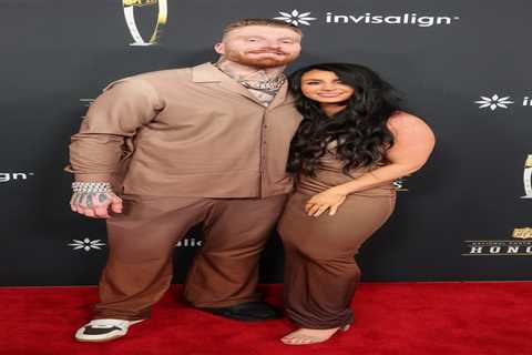 Maxx Crosby’s wife reacts to whirlwind trade fallout with three-word message