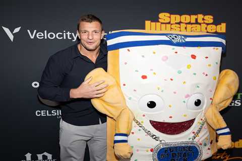 Rob Gronkowski fires back at Logan Paul’s callout: ‘I’ll whoop his ass’