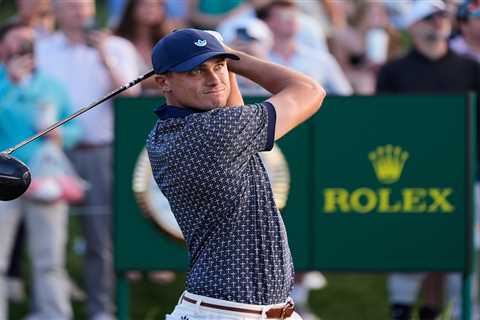 Ludvig Aberg heads into Players Championship final round with lead