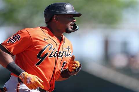 SF Giants lose perfect-game bid late vs. Brewers