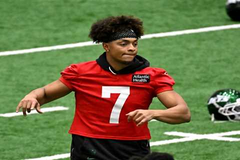 Jets trade Justin Fields to Chiefs to end disastrous tenure