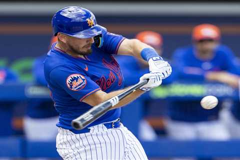 Austin Barnes hoping to keep career going a little longer — and be part of something special with..