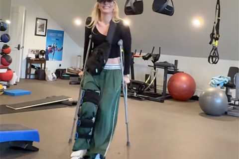 Lindsey Vonn reveals sister’s ACL injury after Olympian’s horrifying crash