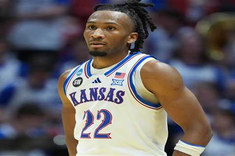 St. John’s seeking first Sweet 16 since 1999 but Kansas’ big star stands in way