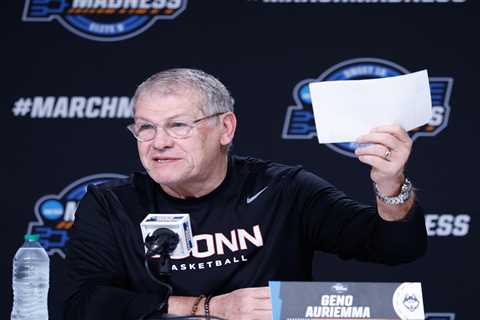 UConn’s Geno Auriemma blasts ‘that bulls–t’ in fiery March Madness rants
