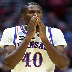 Kansas star Flory Bidunga declares for NBA draft with college eligibility caveat