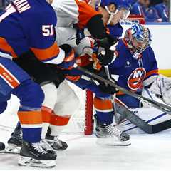 Islanders suffer major setback with brutal loss to Flyers to put playoffs hopes in limbo