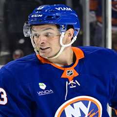 Pete DeBoer’s first big Islanders move is Mathew Barzal position change