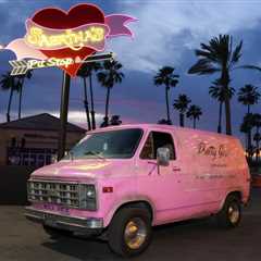 Sabrina Carpenter Turns Coachella Into ‘SABRINAWOOD’ With Superstar-Caliber Headline Performance:..