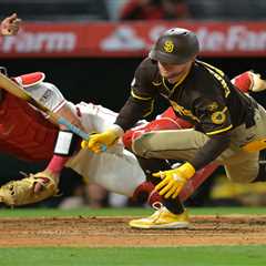 Padres batter hit in face with 97 mph pitch — and stays in the game