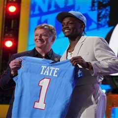 Titans select star receiver Carnell Tate at No. 4 in first NFL draft shocker