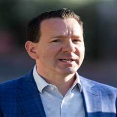Ian Rapoport signing multiyear ESPN deal after $3 billion NFL Network takeover