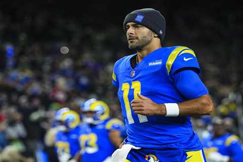 Jimmy Garoppolo ‘weighing a few options’ after Kirk Cousins free agency domino falls