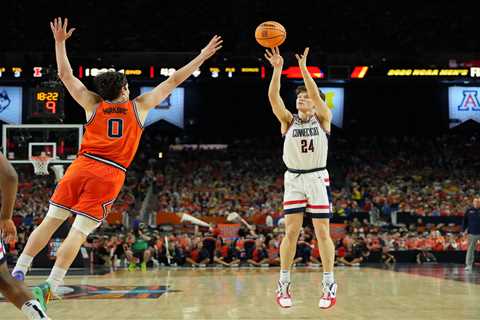 Heroes, zeros from UConn’s Final Four victory against Illinois: Braylon Mullins delivers once again