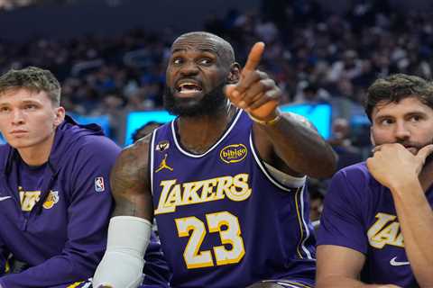 LeBron James’ stern warning for Warriors fans in heated Lakers moment