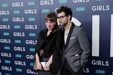 Lena Dunham Felt ‘Like a Ghost’ While Dating Jack Antonoff Due to His Relationship With a ‘Teen..
