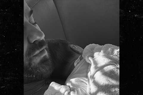 Justin Theroux Welcomes Baby Boy with Wife Nicole Bloom