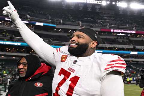 Trent Williams, 49ers agree to restructured contract