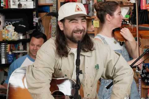 Noah Kahan Sings 2 Unreleased ‘The Great Divide’ Songs & Leaves Behind His Lexapro on ‘Tiny Desk’
