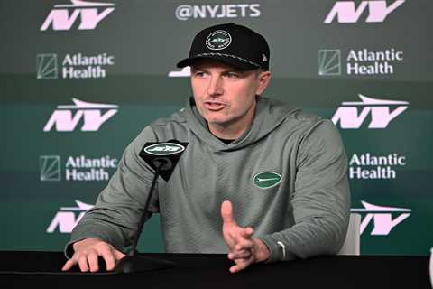 Jets GM gives final comments before NFL draft with No. 2 pick coming down to one big question