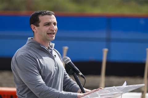 The bulk of the Mets’ struggles don’t fall on Carlos Mendoza