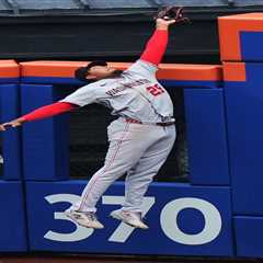 Mets’ Juan Soto robbed of home run on ridiculous James Wood catch